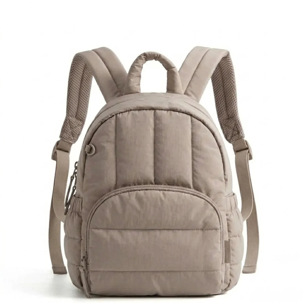 vue de face du petit sac à langer bébé minimaliste marron
