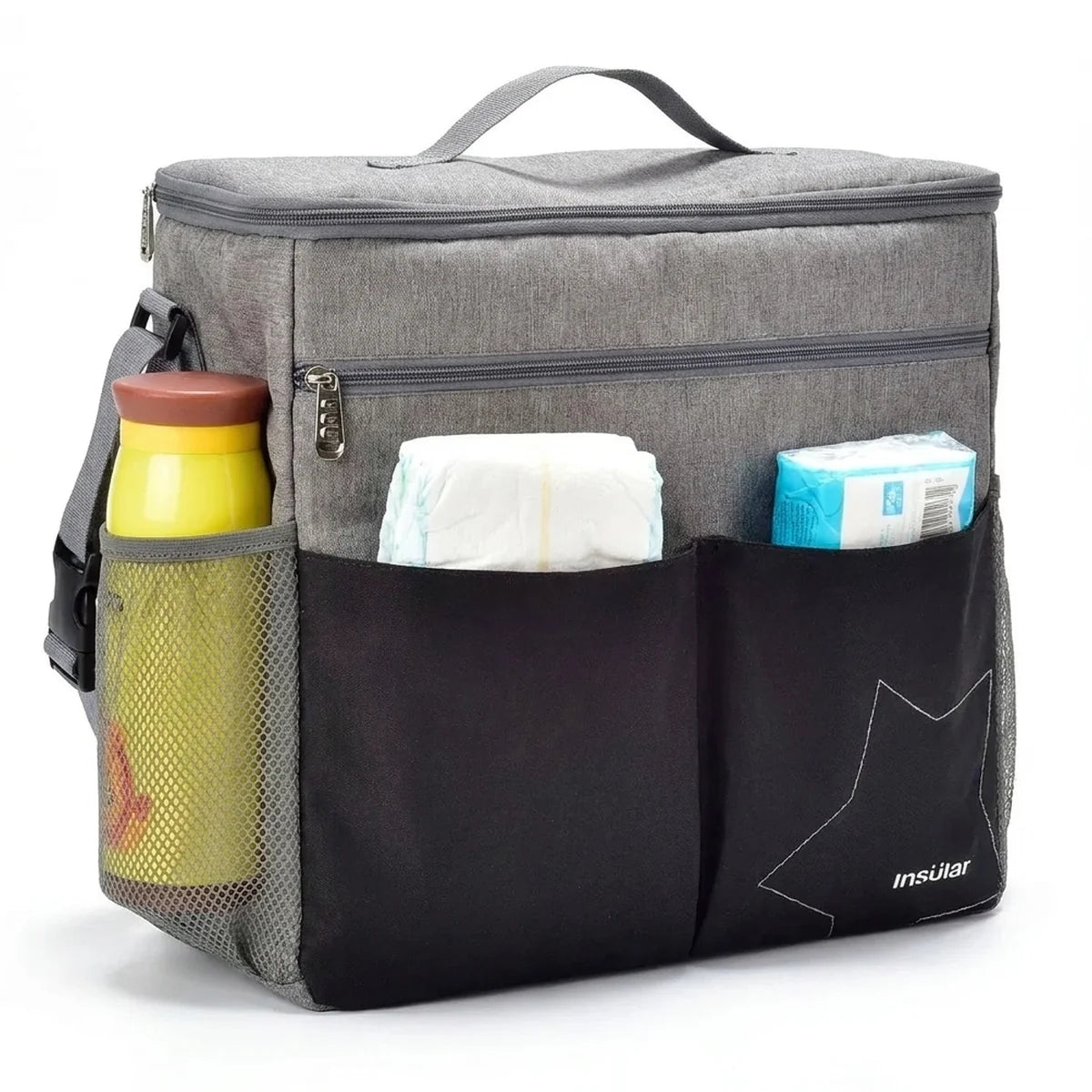 Détail des poches extérieures organisées du sac à langer pour poussette